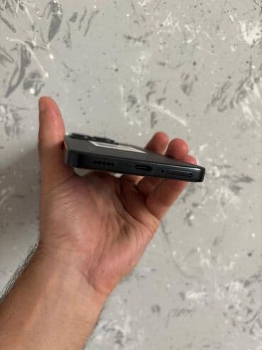 телефон баку: Xiaomi 14T, 256 GB, rəng - Qara, 
 Face ID — 9
