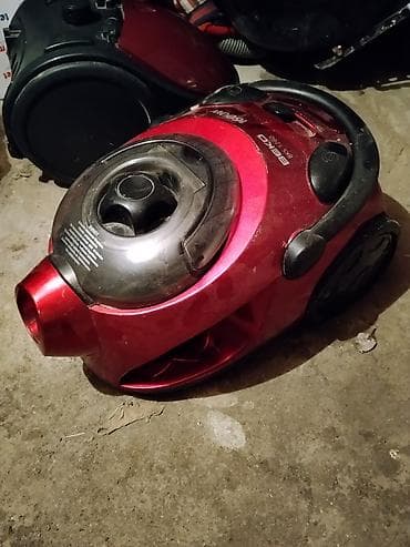 beko: Beko BSF 420 torbalı tozsoran - Güc: 1600 W (korpus üzərində — 1