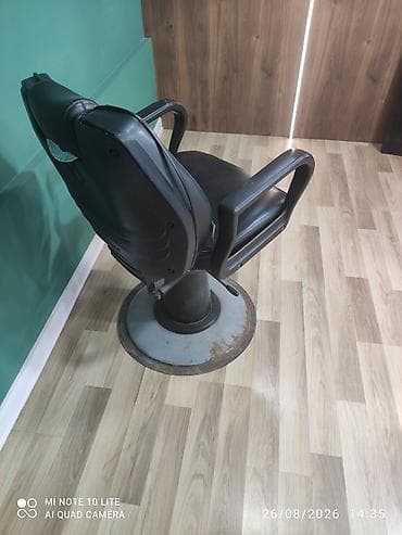 Bərbər kreslosu – peşəkar salonlar üçün - Rəng: qara - Material: süni