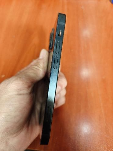 par utusu: IPhone 13 mini, 128 GB, Midnight, Simsiz şarj, Face ID — 7