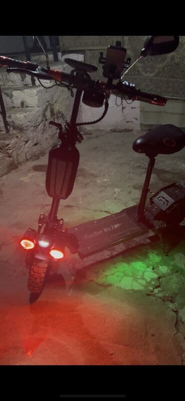сколько стоит мопед: 45-55 km mesafe qet edir 2 aya yaxindir alinib 6 ayliq batareya — 4