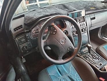 canqan avto: Mercedes-Benz E 230: 2.3 l | 1998 il Sedan — 4