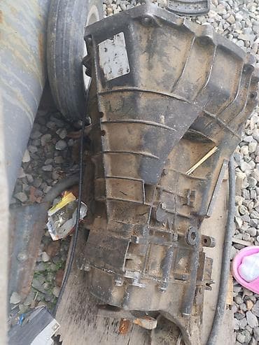 turbo az 099: Salam Mersedes çeşqa karofqasıdı 5 skoros işlekdi satılır — 2