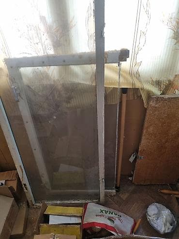 Taxta çərçivəli şüşə pəncərə yarpağı - Material: taxta çərçivə