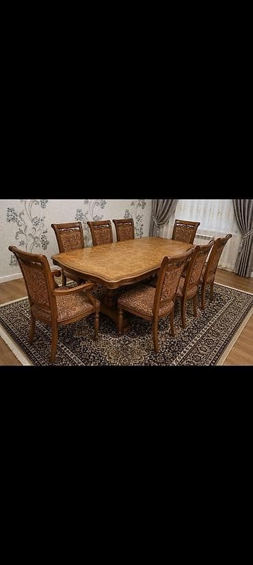 stolüstü nabor: Masa desti. 500azn . 8 stulla. Masa açılır. Səliqəli istifadə edilib — 1