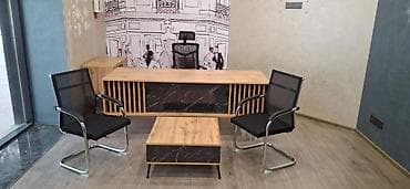 Yeni, İşçi üçün, Dördbucaq masa