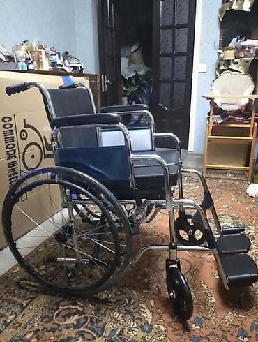 Digər tibbi məhsullar: Tualet funksiyalı əlil arabası (commode wheelchair) - Oturacaqda — 3