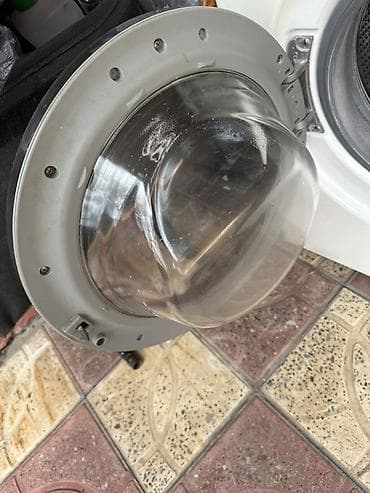 Paltar tikişi: Samsung paltaryuyan maşın – ön yükləməli, 5 kq Xüsusiyyətlər: - Yük — 3