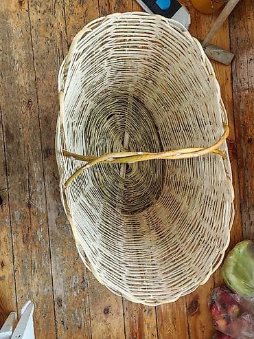 deri alti gene: Buketlər, səbətlər — 1