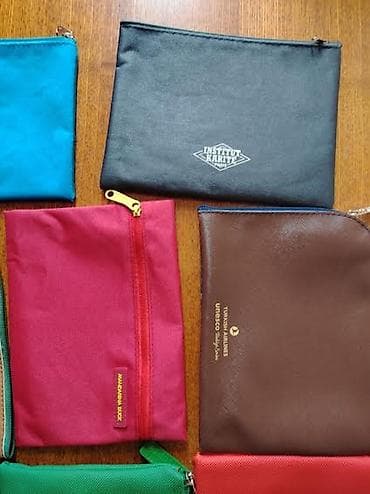 lacoste canta: Rəngarəng kosmetik və aksesuar çantaları dəsti Türkiyə istehsalı - — 2