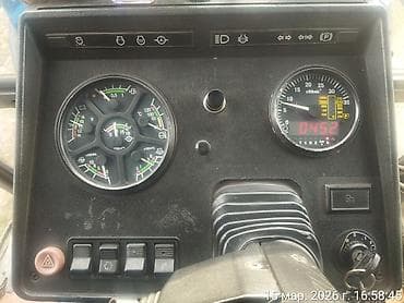 gence masin salonu: Traktor Belarus (MTZ) 1221, 2011 il, 140 at gücü, motor 6 l, İşlənmiş — 6