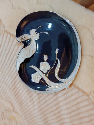 Kasalar, rəng - Göy