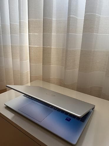 prosessor i5: HP 15 | Intel Core Ultra 5 225U | 16GB DDR5 | 512GB SSD | Adapterli — 3