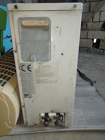 Аристоны: Elite split kondisioner dəsti Tərkib: - Xarici blok (Elite) - Divar — 4