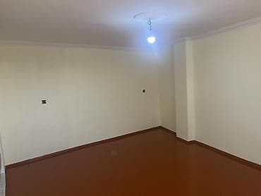 gencede ev: - Planlaşdırma: 1 otaqlı ev kirayə verilir Mətbəxi və WC evin — 3