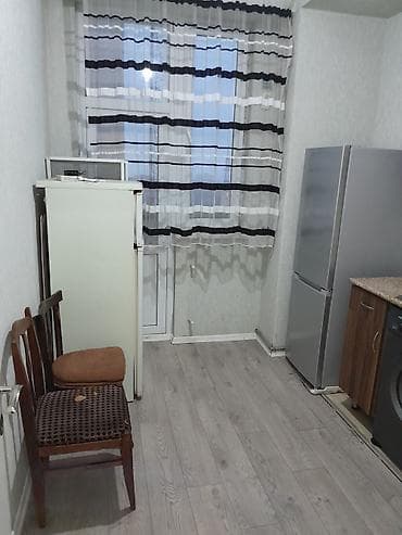 kiraye boş evler: Ev Kristal Abşeron Xırdalanda yerləşir(köhnə bazarın yanı) . Evdə — 4