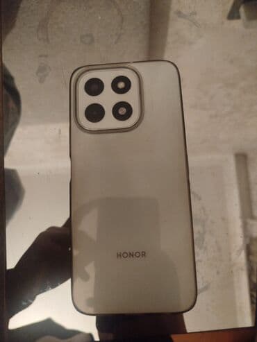 honor 60 se: Honor X6c, rəng - Ağ — 1