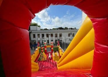 uşaq çadırı evcik: 🎪 Şişmə Batut satılır! İki ədəd mövcuddur — biri tam yeni, biri isə — 4