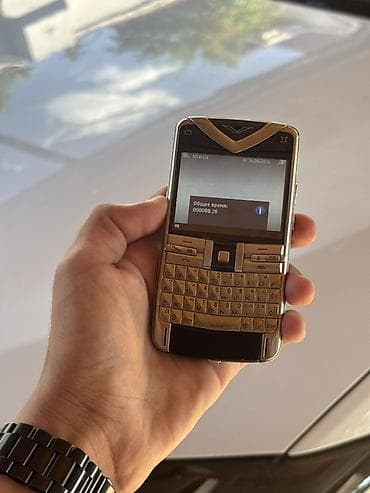 Vertu Constellation Quest, цвет - Серебристый, Кнопочный — 3