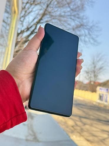 terezi satisi: Xiaomi 12 Pro, rəng - Göy, 
 İki sim kartlı — 3