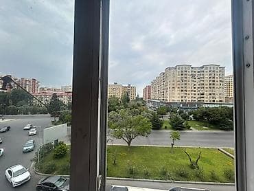 Neftçilər metrosuna 5 dəqiqə piyada məsafədə yerləşən qanuni 2 otaqlı — 10