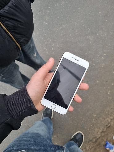 zeng sesi: IPhone 8, Qızılı — 6