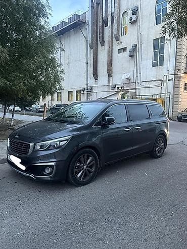 Kia Carnival miniven 2015 il Mator 2.2 dizel - Kuzov