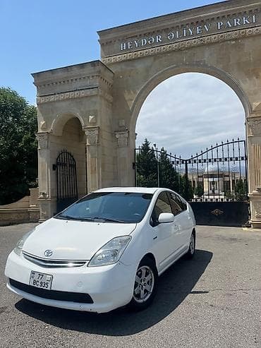 Toyota Prius: 1.5 l | 2008 il Hetçbek