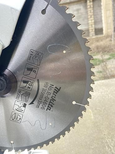 Dekorativ divar panelləri: Makita sürüşdürülən mişarı Makita LS1219 – Professional Torçovka — 10