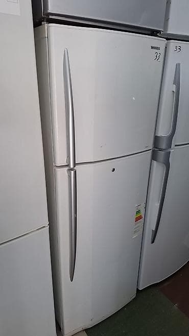 2 qapılı Toshiba Soyuducu Satılır, rəng - Ağ
