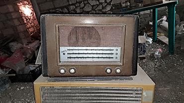 nerd taxta satisi: Antik lampalı radio qəbuledici. "Родина-47" İşlək və ideal vəziyyətdə — 1