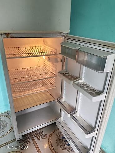 je 2: 2 qapılı Soyuducu Satılır, rəng - Ağ — 4