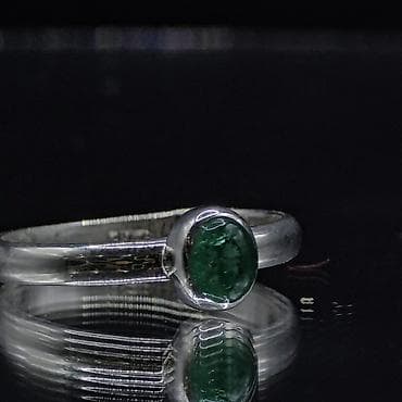 imperial qizil: Üzük, Gümüş, Zümrüd — 1