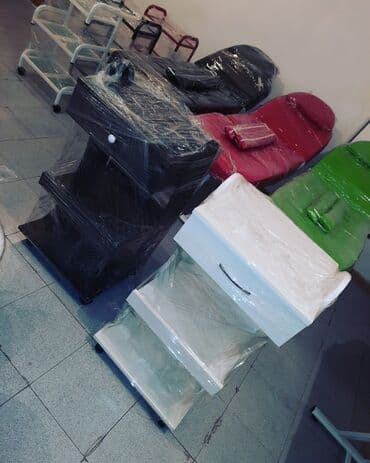 Daşıyıcı ağ qara yaşıl ağ qırmızı hər rəngdə daşıyıcı etejerkalar Bir