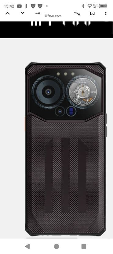 İki böyük kamera linzasına və arxa tərəfində daxili saat displeyinə lalafo.az -da İki böyük kamera linzasına və arxa tərəfində daxili saat displeyinə