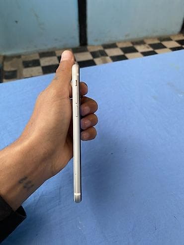 galaxy watch 3: IPhone SE 2020, Ağ, Qırıq — 3