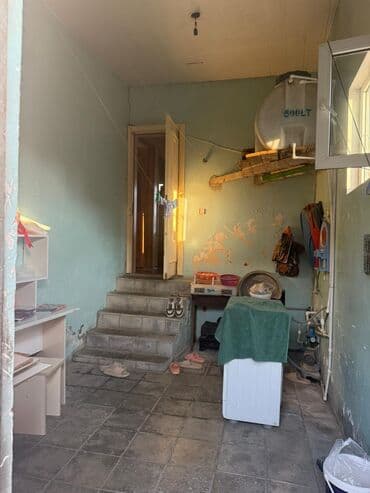 bakida saatliq evler: 2 otaqlı həyət evi – yaşayış sahəsi mətbəx, zal və bir yataq otağından — 6