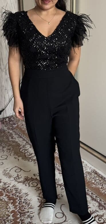 Qadın tulumu – qara rəng, ziyafət tərzi Bir dəfə geynilib, yeni