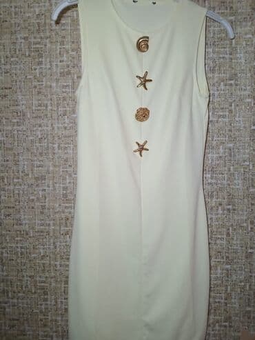 don şəkilləri: İki xanım donu seti. Birlikdə satılır 1) Açıq krem rəngli, qolsuz — 3