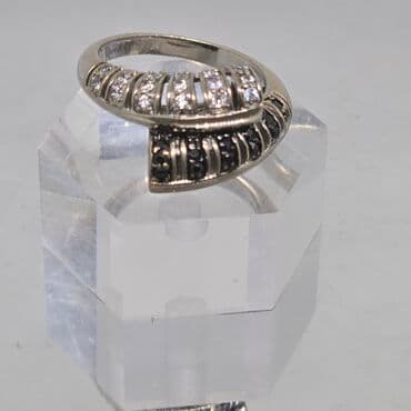 Üzük, Ağ qızıl, Brilyant