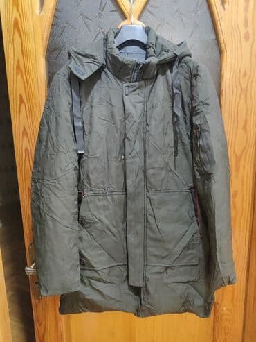 Kişi qış parkası – tünd zeytun rəngi - Model: uzun parka, şəhər və