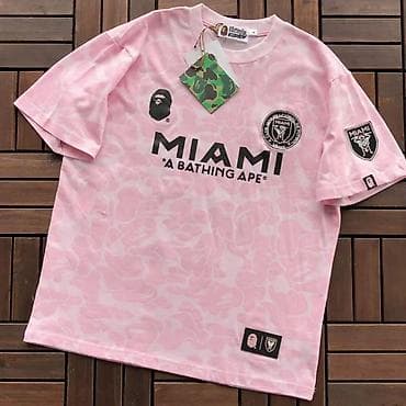 BAPE x Miami temalı unisex t‑shirt kolleksiyası - Dizayn: Ön hissədə — 4