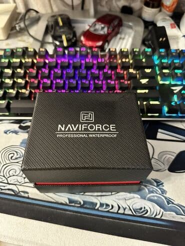 Eynəklər: Şəffaf korpuslu kişi qol saatı - Korpus: şəffaf polikarbonat tonda — 6