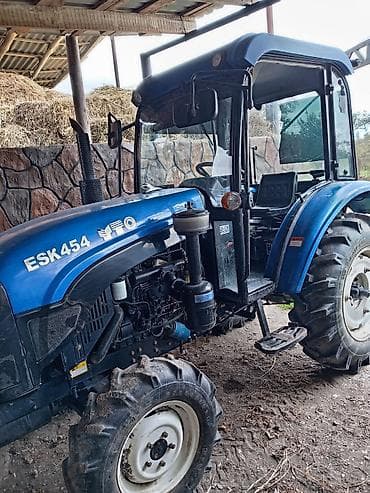 bmw m rol: ESK454 traktor - Güc sinfi: 45 at gücü (təxmini model göstəricisi — 1