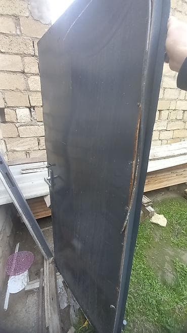 plastik qapi pencere kreditle: Metal qapı dəsti - Material: polad/metal lövhə, möhkəm metal karkas - — 2