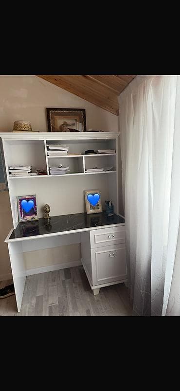 divanlar 2 ci el: Ağ rəngli iş masası və üst rəfli kitablıq modulu - Üst hissə — 2