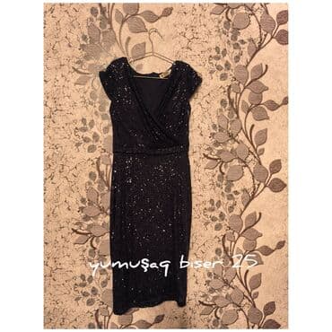 Toy paltarları və aksesuarları: - Qara parıltılı qısa don: V-kəsimli büst, beldə yığma detal, qısa — 1