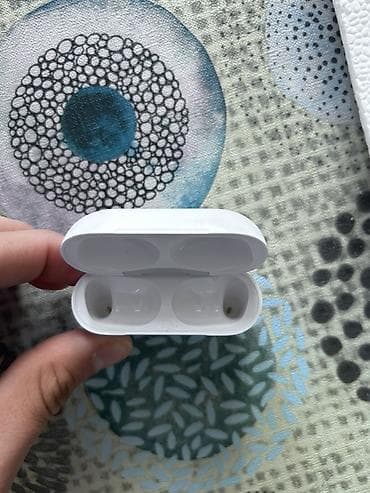 airpods qulaqciq: Simsiz şarj cihazı Apple — 7