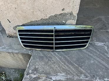 mercedes ceska: Mercedes-Benz E-Class (W210) — 4
