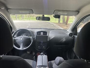 masin sifarisi: Nissan Sunny: 1.2 l | 2015 il Sedan — 7